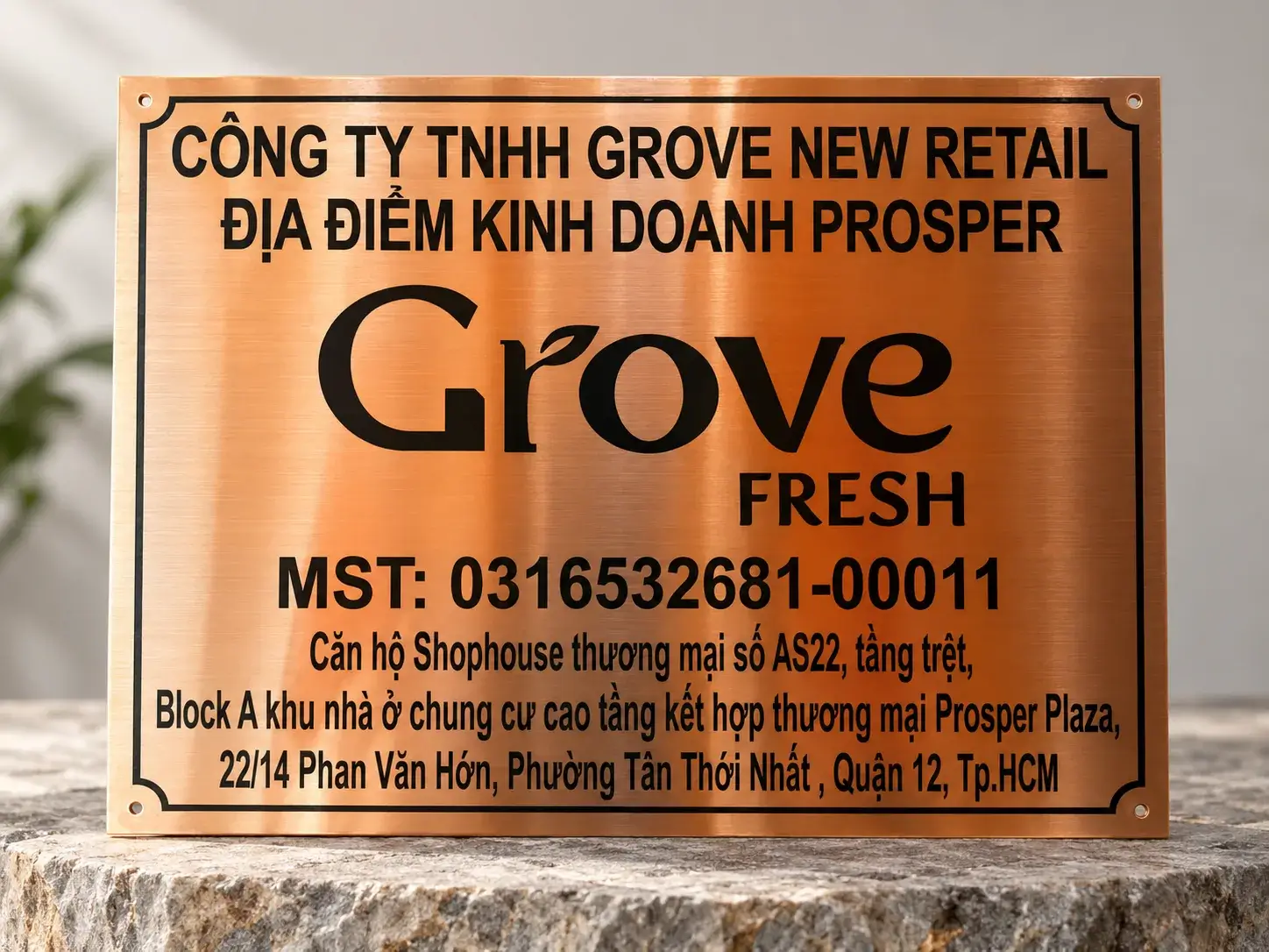 Tem kim loại cho sản phẩm cao cấp: Chọn inox, nhôm hay đồng?